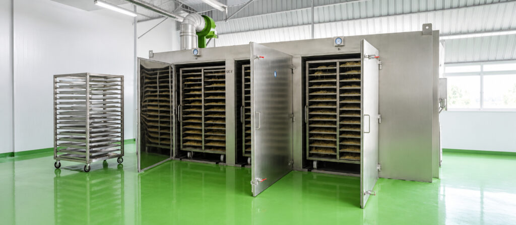 How Tray Loading Depth Affects Drying Time, Moisture Removal and Product Quality